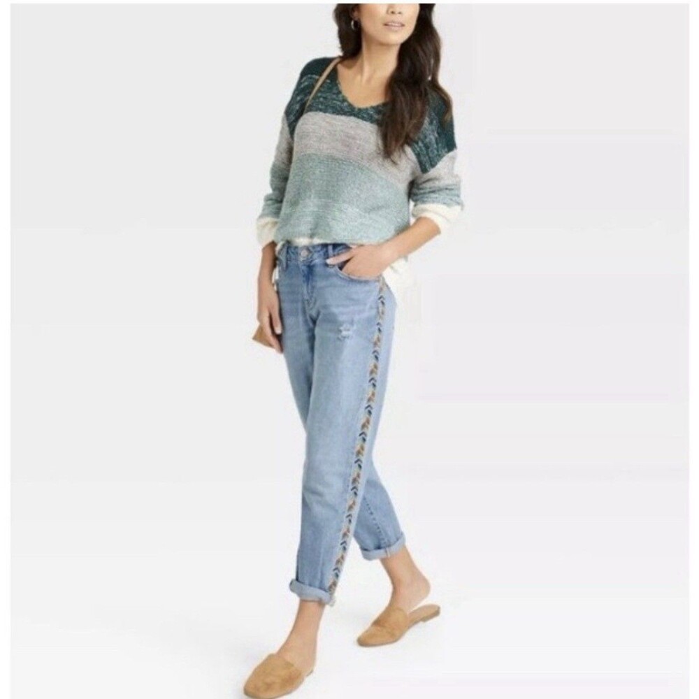Knox Rose Jeans Women's 6 High Rise Distressed Straight Embroidered Denim